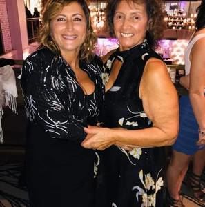 Meet your Posher, Lori